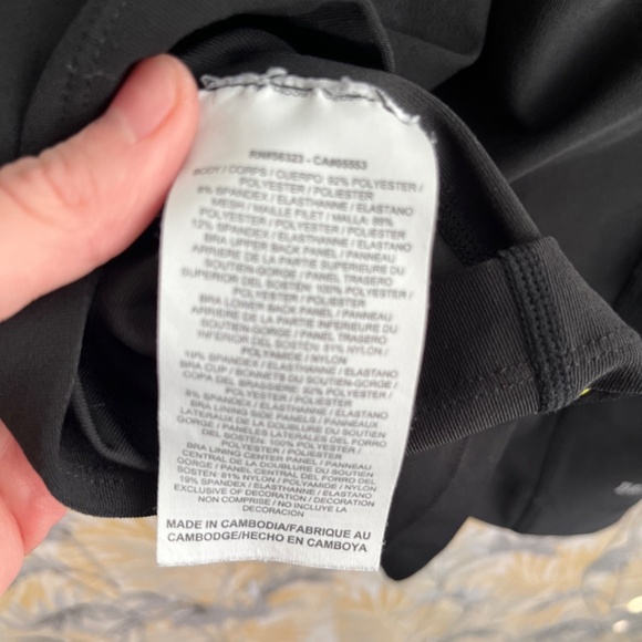 Women’s Nike Black Workout Dri-Fit Tank Top With Built-in Bra Size Large - Picture 8 of 10